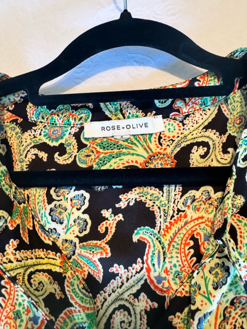 ✨ Rose & Olive Printed Blouse – Effortless Elegance - Picture 3 of 8